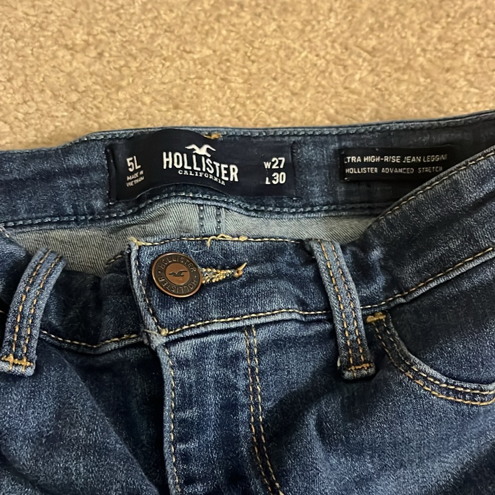 Hollister skinny jeans - Picture 2 of 4
